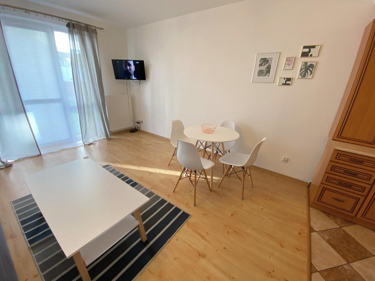 Easy Apartamenty Rzeszow Bagian luar foto