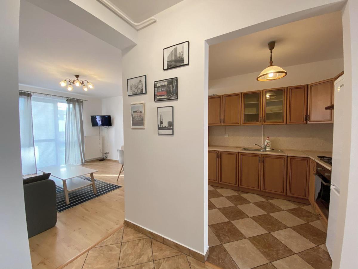 Easy Apartamenty Rzeszow Bagian luar foto