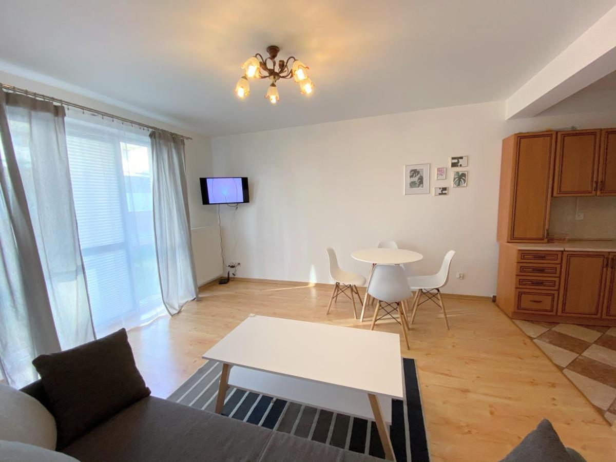 Easy Apartamenty Rzeszow Bagian luar foto